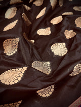 Black with Hot Pink Traditional Banarasi Silk Handloom Saree with Paithani Border and Pallu - Kaash