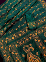 Bottle Green Bangalori Silk Saree with Yellow Thread Hand Kantha Stitch | Handwoven Kantha Stitch Sarees | Kantha Saress | Bengal Sarees - Kaash