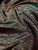 Bottle Green Pure Kanjivaram Silk Saree with Copper Zari Weave Handwoven | Kanchipuram Pure Silk Sarees | SILK MARK CERTIFIED - Kaash