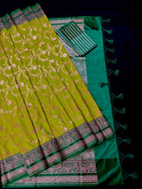 Mehandi Green/ Heena Green and Bottle Green Mashru Silk saree — Kaash Collection