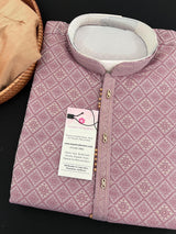 Mauve Pink with Gold Zari men's kurta pajama in self-embroidered silk blend with self-embroidered design with zari weave — Kaash Collection