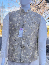 Light Grey with Gold men's Nehru/Modi jacket in soft banarasi silk with self-design pattern with gold detail — Kaash Collection