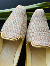 Off White Mens Mojaris – Indian Wedding Shoes - Kaash