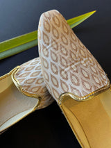 Off White Mens Mojaris – Indian Wedding Shoes - Kaash