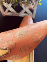 Peach Pink handmade men's jutti / mojari wedding shoes in brocade with traditional brocade weaving — Kaash Collection