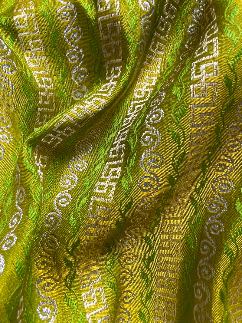 Mehndi Green Dual Tone Semi Mashru Silk with Tanchoi Weave in Gold and Sliver Zari | Banarasi Silk Saree | Soft Silk Sarees