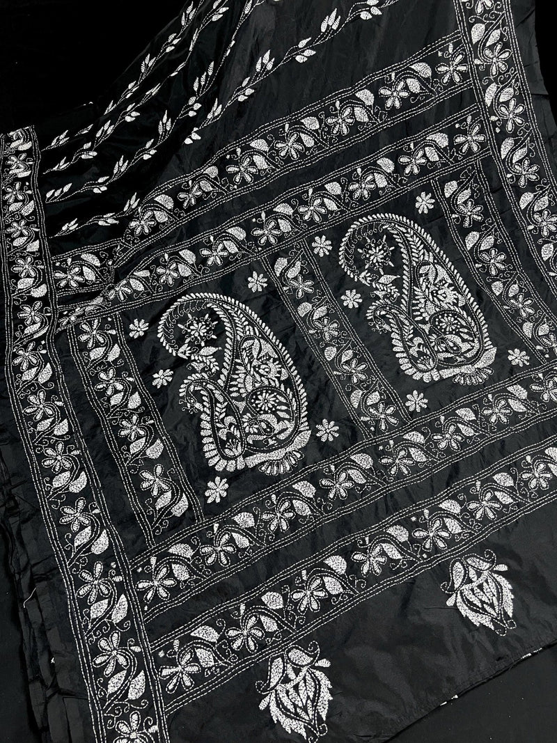 Black with White Kantha hand Kantha stitch saree on Bangalori silk — Kaash Collection