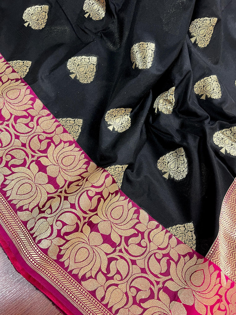 Black with Magenta Pink combination Traditional Banarasi Semi Katan Handloom Saree with Lotus Borders | Silk Saree - Kaash