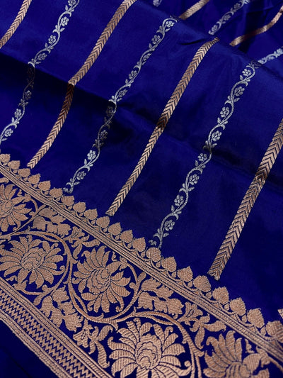 Blue pure banarasi katan silk saree with copper & silver zari stripes with floral pallu — Kaash Collection