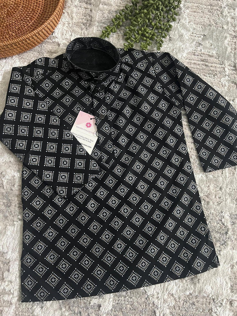 Boys Black Color Premium Cotton Silk Kurta Pajama Set with Self design Butti - Kaash