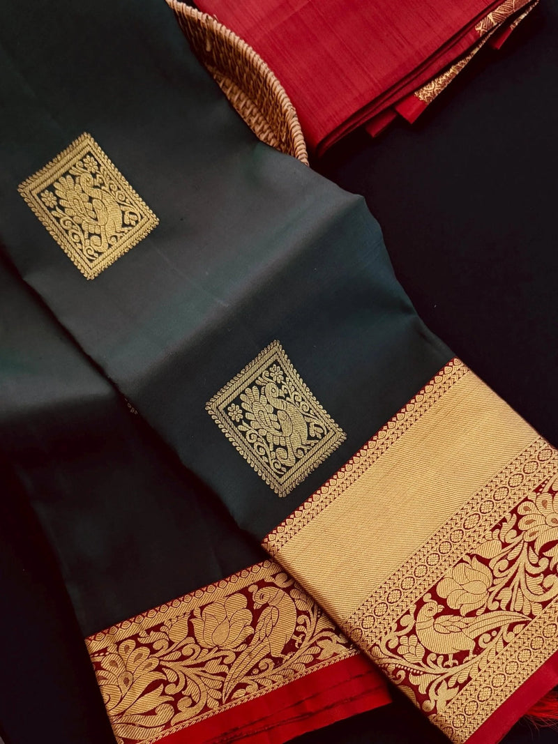 Dark Green with Maroon pure kanjivaram silk saree with gold zari with peacock motifs — Kaash Collection