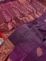 Eggplant Purple & Red Bengal Jamdani Linen Silk saree in linen silk handloom with floral buttis with copper zari & grand pallu — Kaash Collection