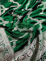 Green Handloom Mashru Silk Saree with Muted Gold Zari Weave Necklace Design - Kaash