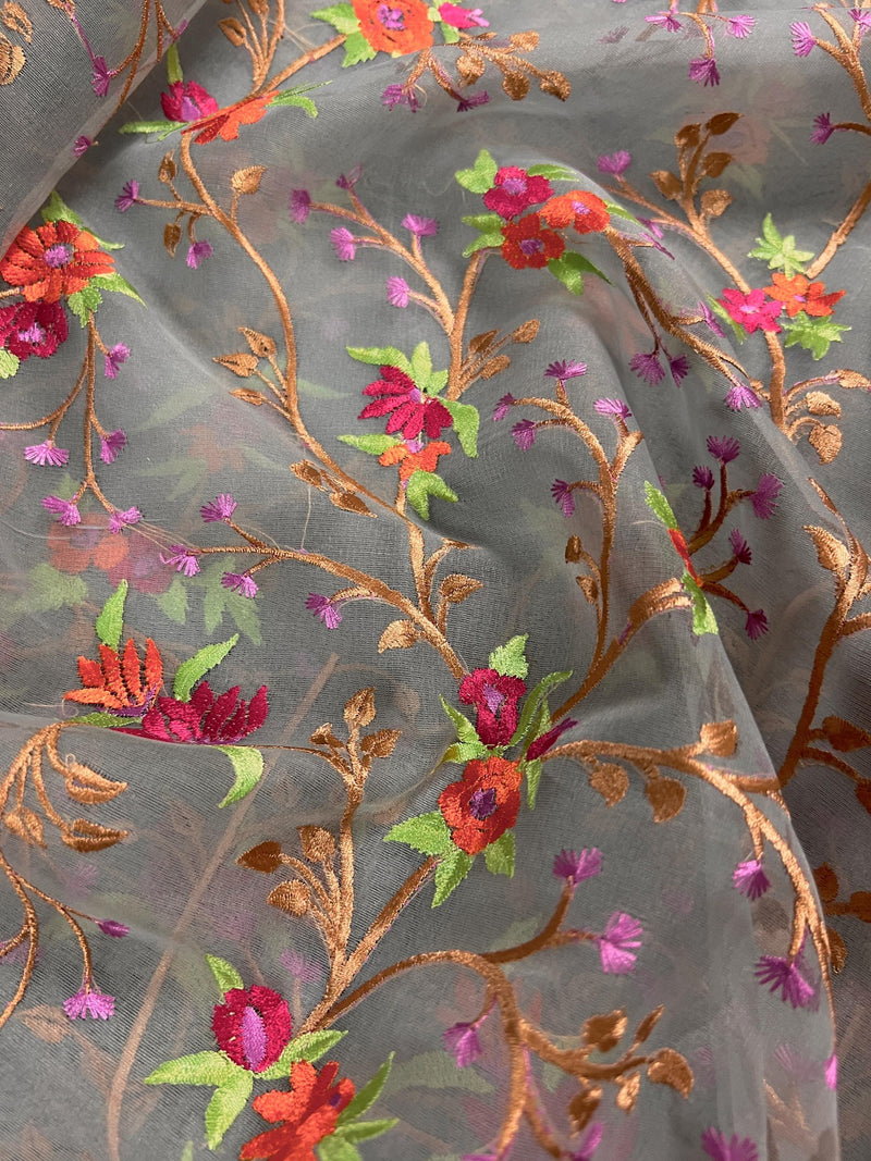 Handmade Grey Banarasi Organza Kora Silk Saree with Orange and Pink Raw Silk Patta on the Border - Floral Embroidery Saree - Kaash