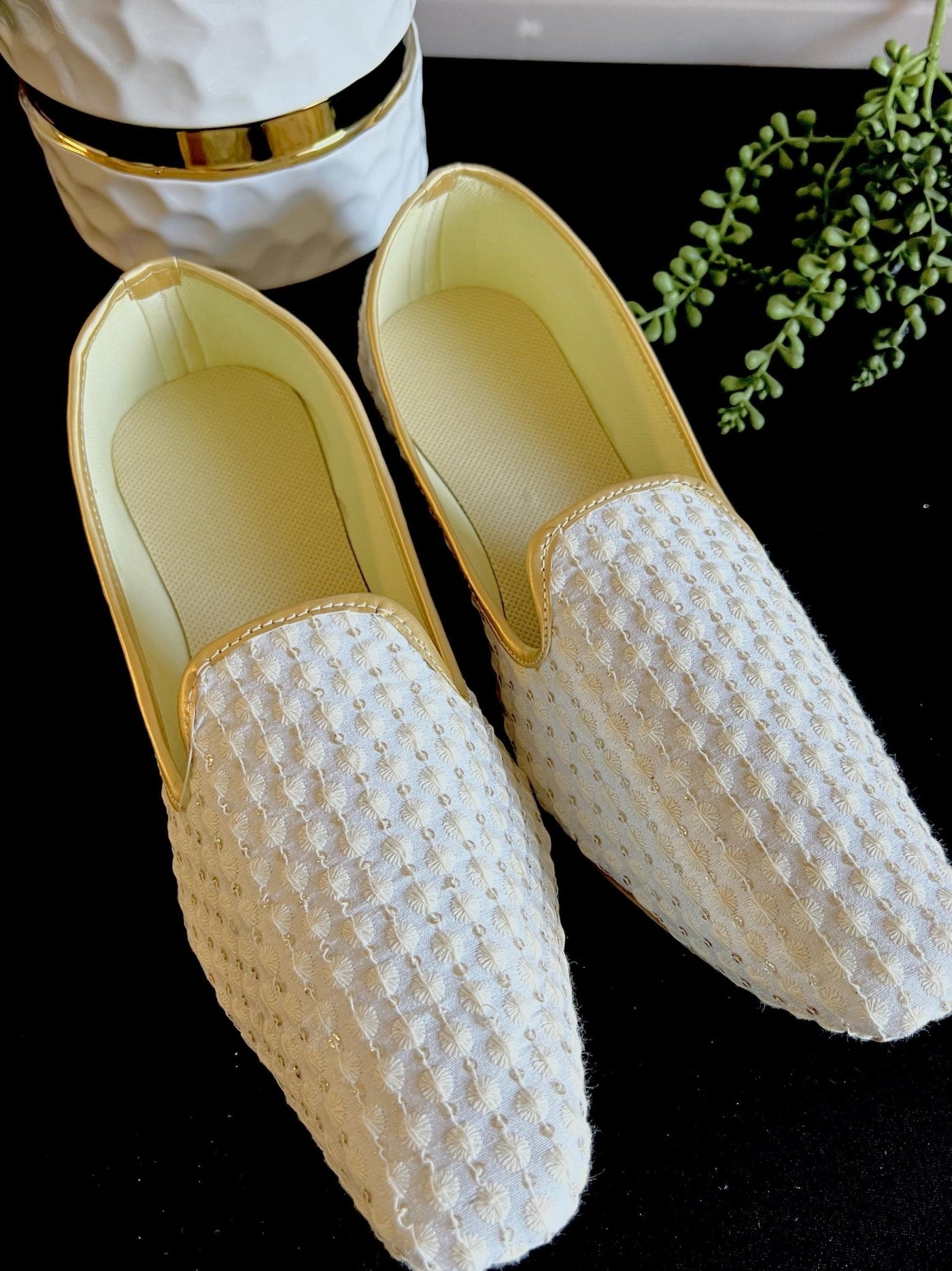 Ivory White Mens Jutti / Mojari Wedding Shoes | Kaash