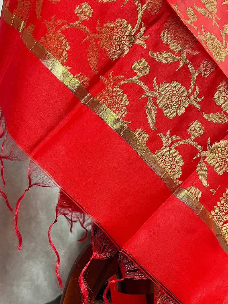 Red Color Soft Silk floral Banarasi Dupatta with Gold Zari Weaving | Handmade Dupattas | Banarasi Soft Silk Dupattas | Dupatta for Lehenga