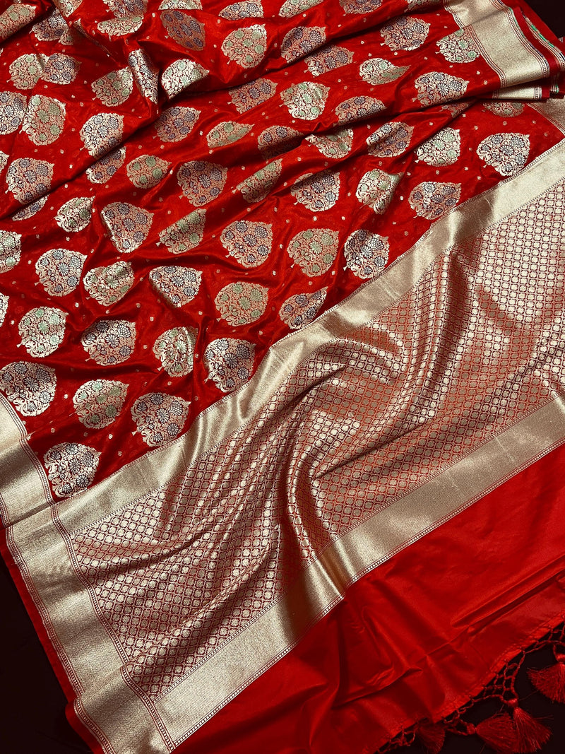 Red Traditional Banarasi Tanchoi Handloom Silk Saree | Tree Pattern Buttas with small zari buttis and Tanchoi Weave |  Banarasi Silk Saree