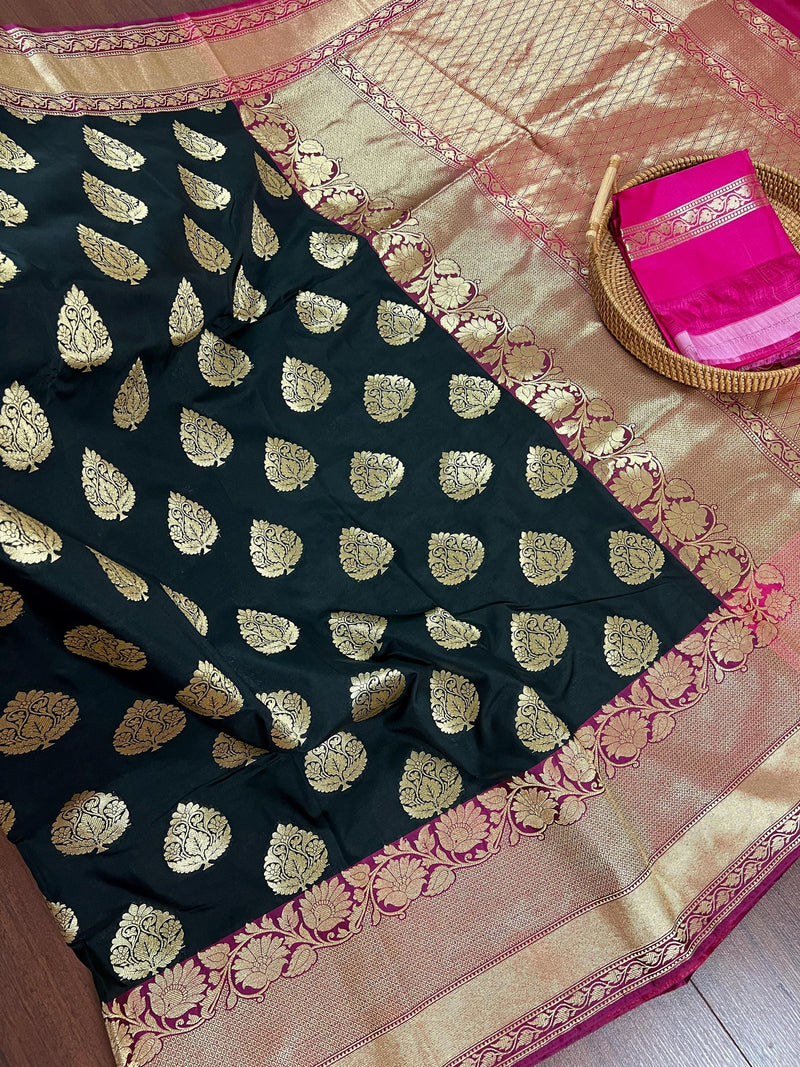 Black with Pink Color Traditional Banarasi Silk Handloom Saree