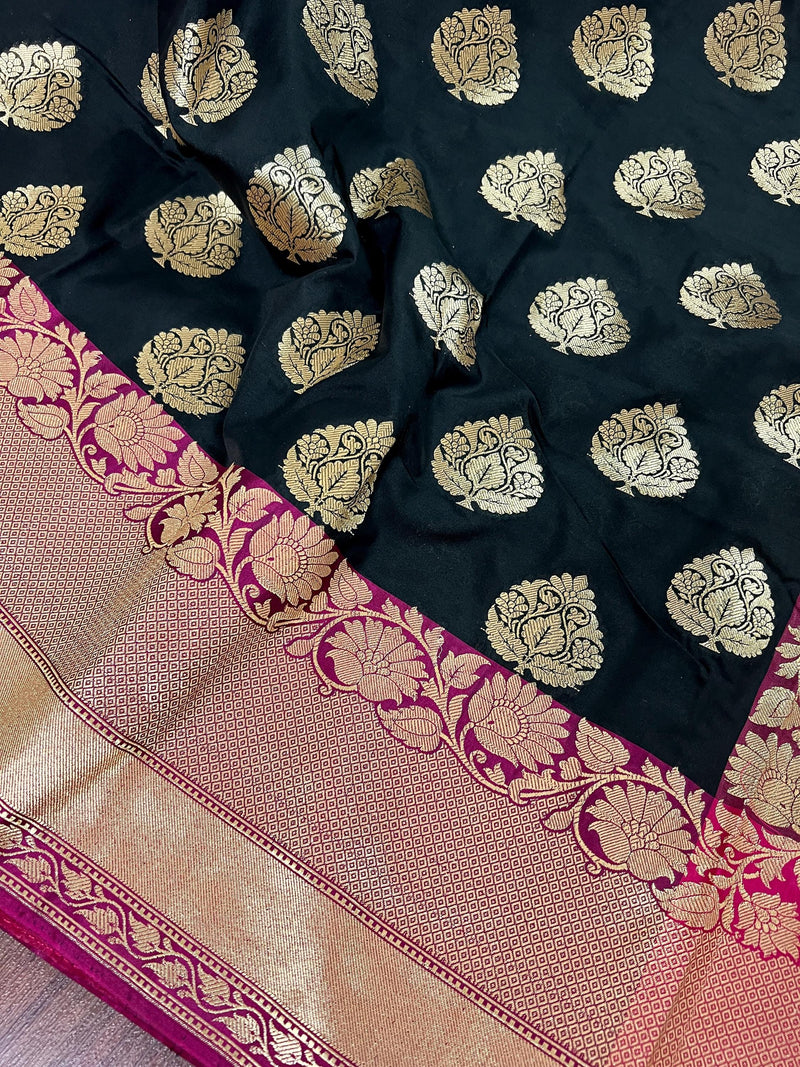 Black with Pink Color Traditional Banarasi Silk Handloom Saree