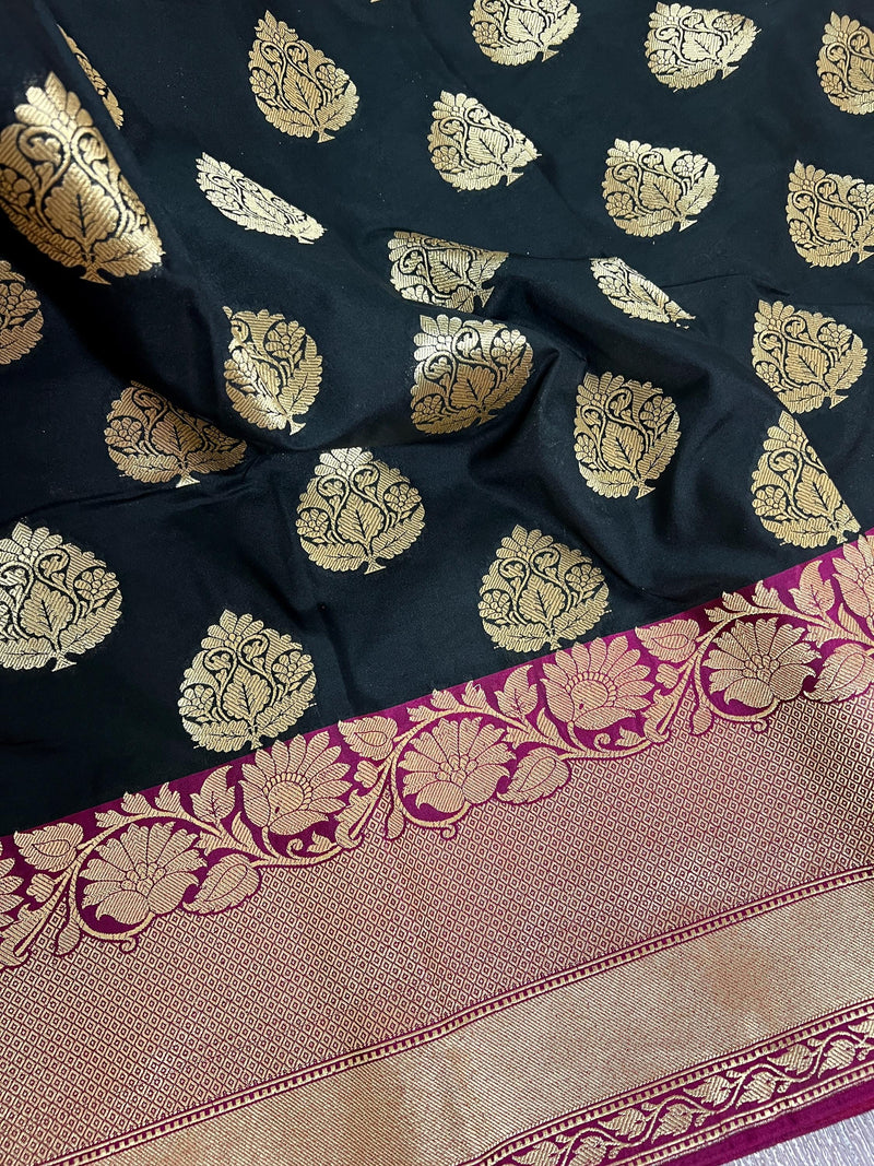 Black with Pink Color Traditional Banarasi Silk Handloom Saree