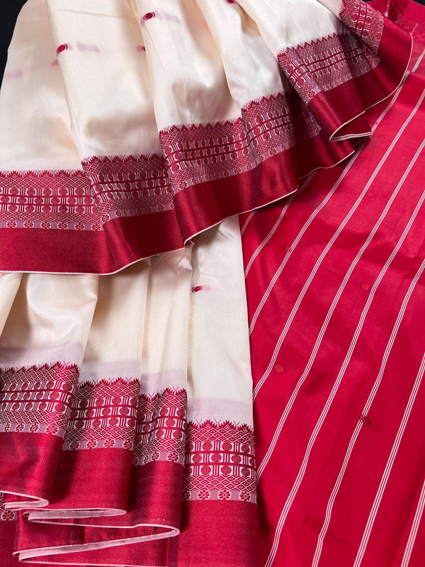 Off White and Red Color Begumpuri Handwoven Soft Silk Saree