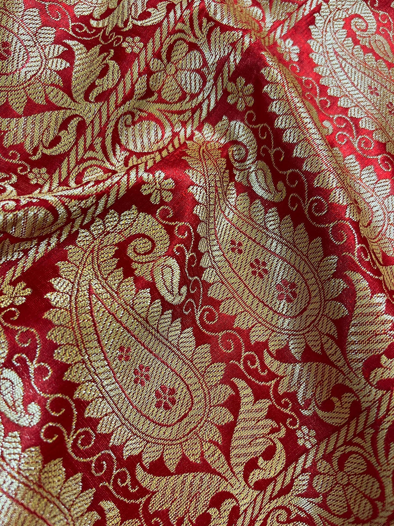 Statement Purple with Red Banarasi Tanchoi Silk Handloom Saree | Zari Weaving with Motifs