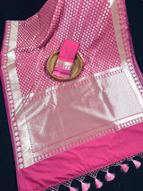 Onion Pink Traditional Banarasi Silk Handloom Saree in Sliver Zari Weave