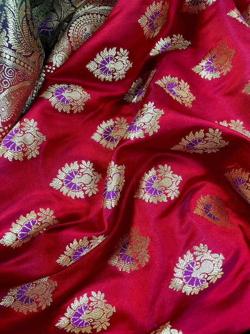 Bright Red and Bottle Green Traditional Banarasi Satin Silk Saree with Floral Jaal Pattern and Meenakari