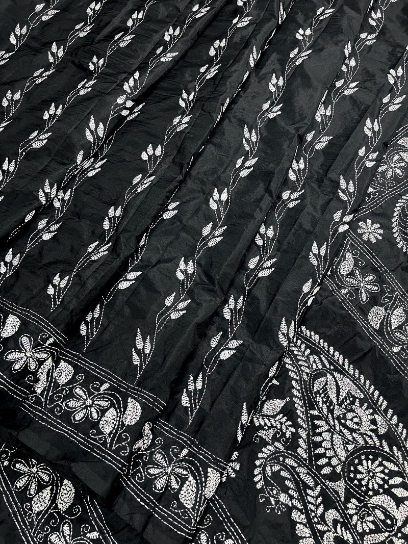 Black and White Color Bangalori Silk Saree with Handwoven Kantha Stitch Work | | Kantha Saree | Silk Sarees | Bengal Saree | Black Sari