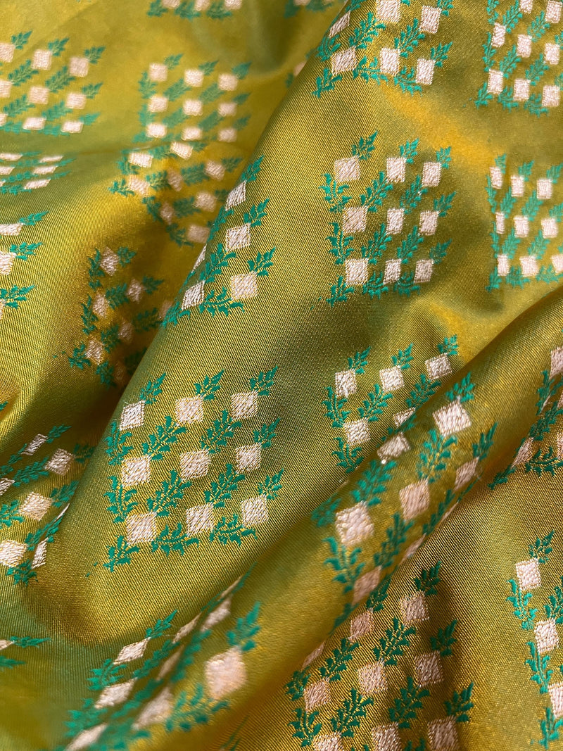 Statement Mehandi Green Saree with Dual Shade of Green in soft Banarasi Silk with Banarasi Border and Pallu with Kadhua Tanchoi Weave