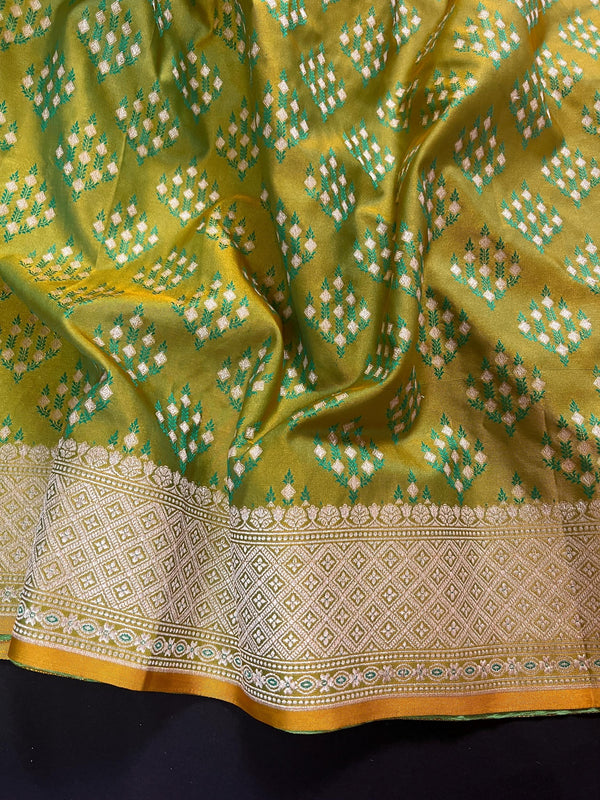 Statement Mehandi Green Saree with Dual Shade of Green in soft Banarasi Silk with Banarasi Border and Pallu with Kadhua Tanchoi Weave