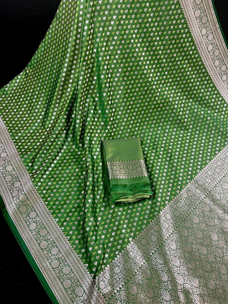 Statement Dual Shade of Green Color Saree in Mashru Silk with Banarasi Border and Pallu