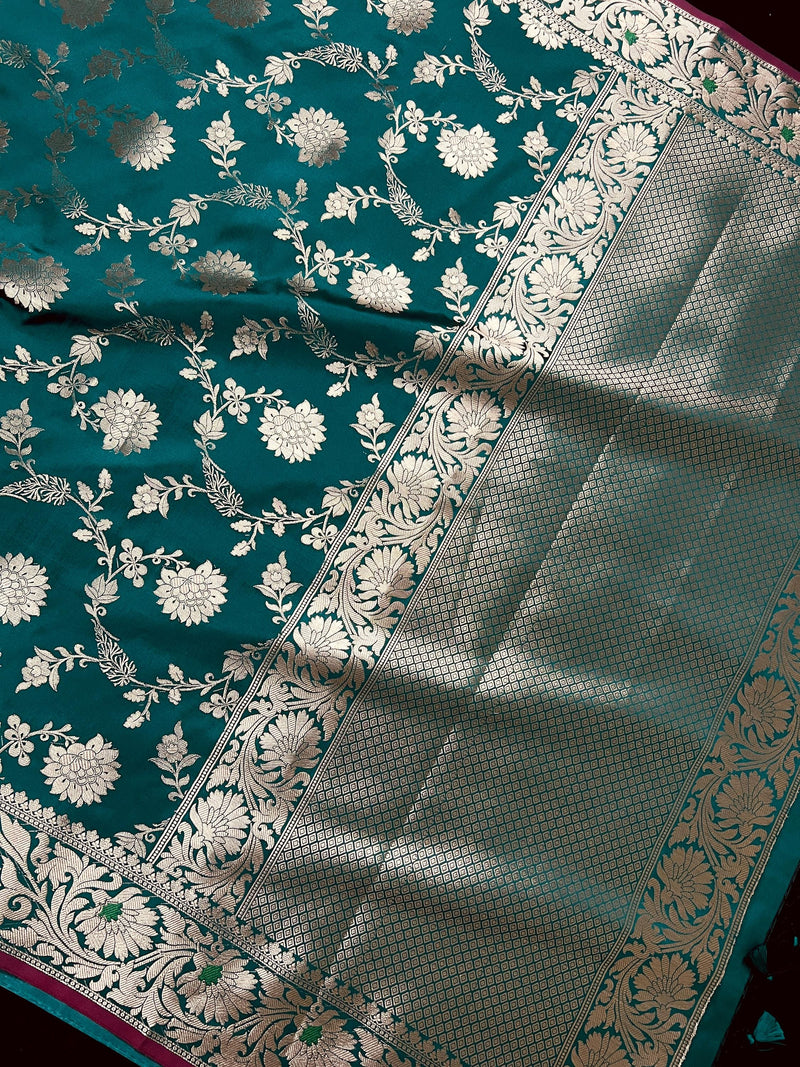 Statement Handmade Pine Green Color Semi Katan Banarasi Silk Saree