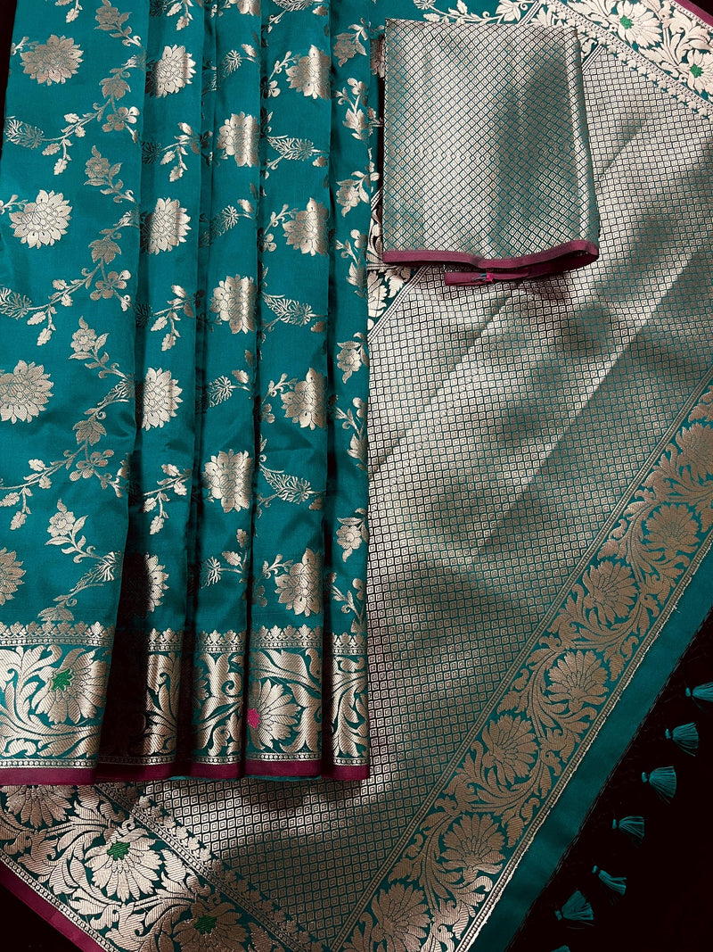 Statement Handmade Pine Green Color Semi Katan Banarasi Silk Saree