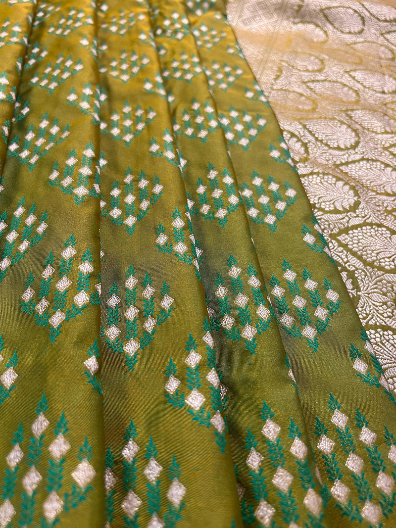 Statement Mehandi Green Saree with Dual Shade of Green in soft Banarasi Silk with Banarasi Border and Pallu with Kadhua Tanchoi Weave