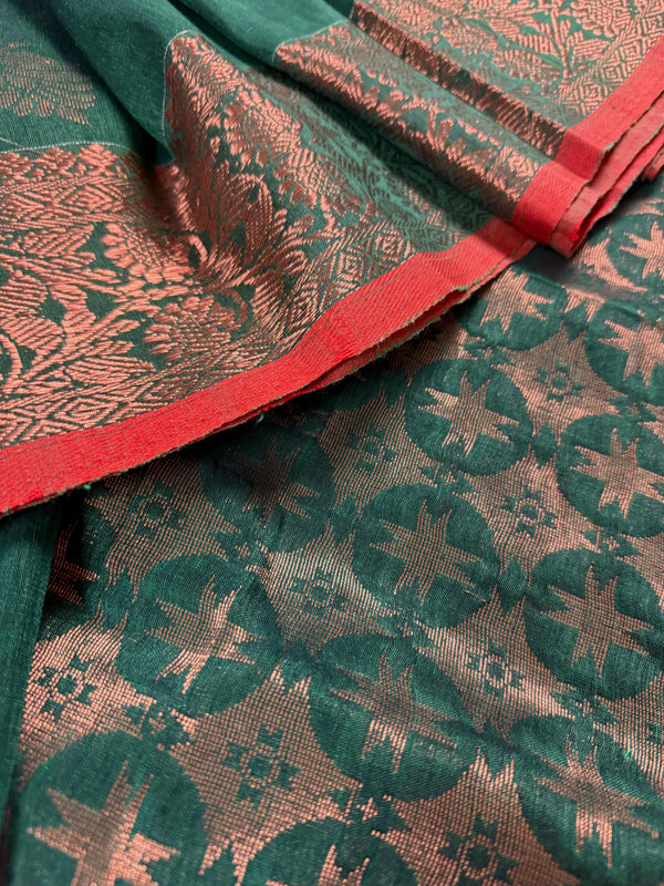 Bottle Green Color Handloom Bengal Linen Silk Saree with Red Borders and Cooper Zari Weaving  | Linen Saree  | Handwoven Sarees