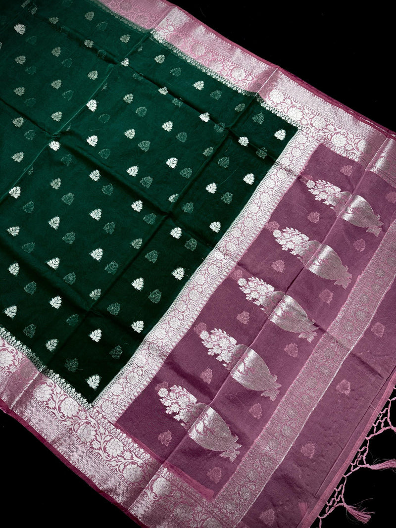 Bottle Green Banarasi Semi Kora Saree Check Saree with Dusty Pink Border and Pallu |  Banarasi Saree
