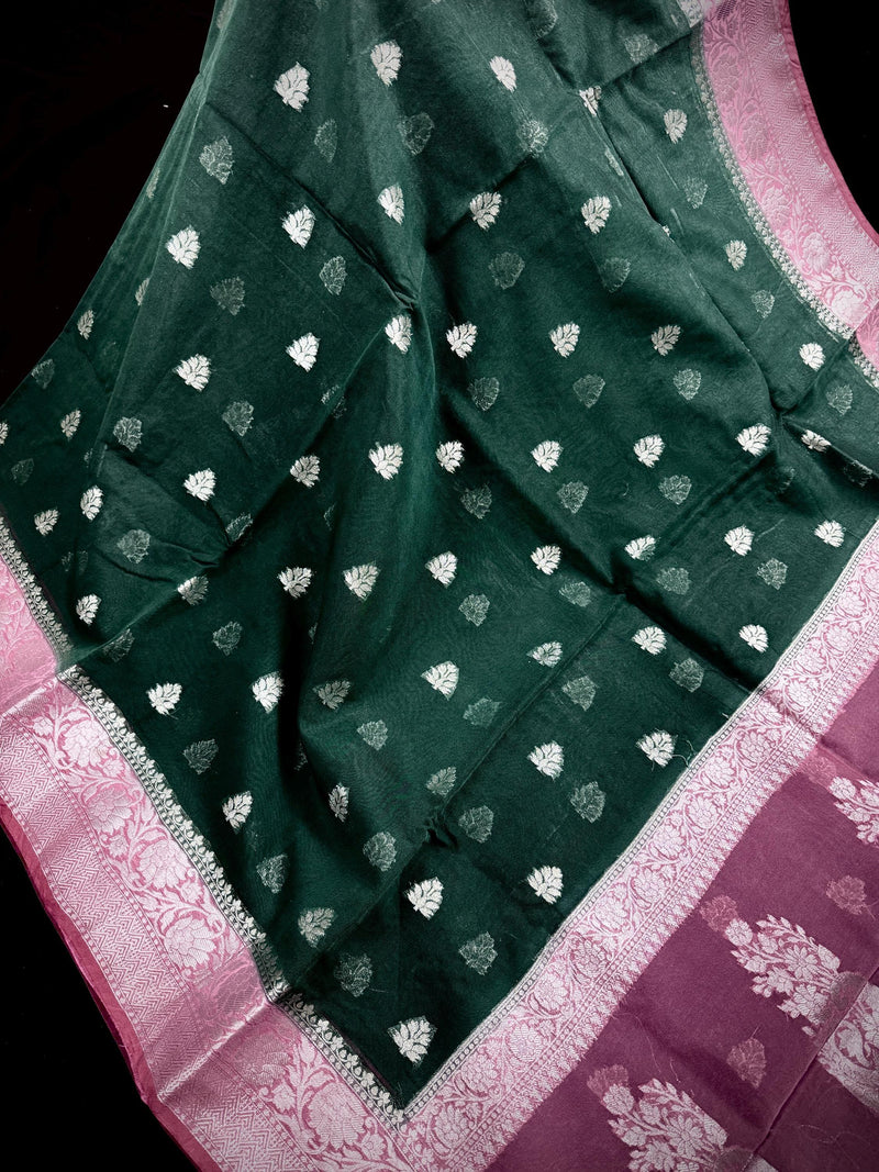 Bottle Green Banarasi Semi Kora Saree Check Saree with Dusty Pink Border and Pallu |  Banarasi Saree