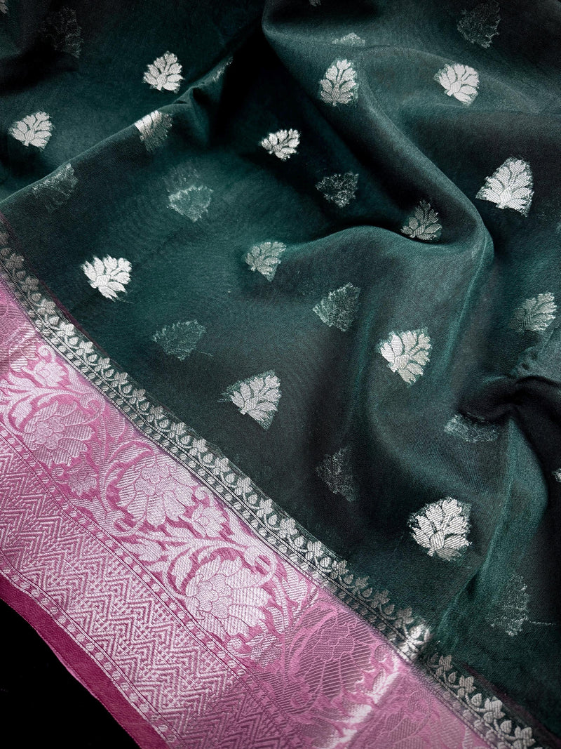 Bottle Green Banarasi Semi Kora Saree Check Saree with Dusty Pink Border and Pallu |  Banarasi Saree