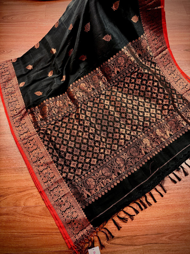 Black and Red Linen Cotton Silk saree — Kaash Collection