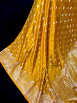 Mehandi Green/ Heena Green Mashru Silk saree — Kaash Collection