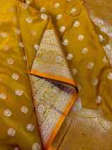 Mehandi Green/ Heena Green Mashru Silk saree — Kaash Collection