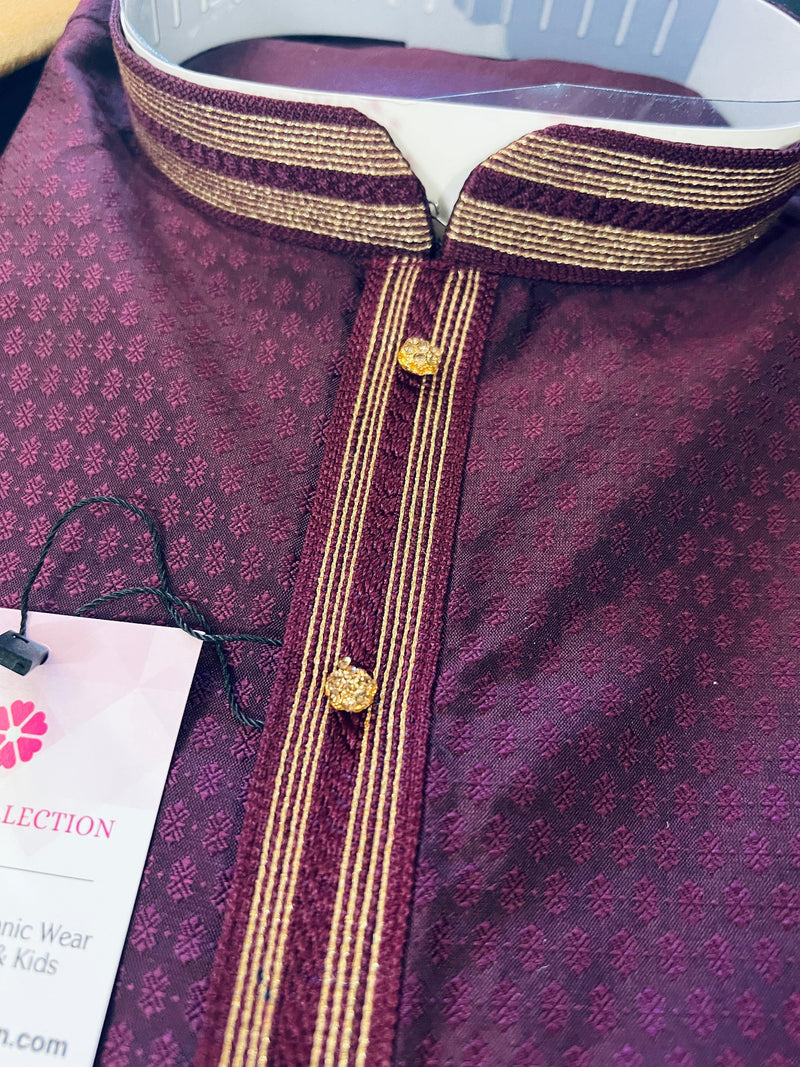 Light Weight Purple Color Men Kurta Pajama | Self Design embroidery Style | Mens Readymade Kurta for Wedding | Kurta Pajama for Men - Kaash