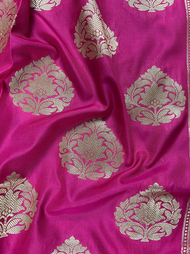 Magenta Pink Traditional Banarasi Handloom Silk Saree with Wide Border - Kaash