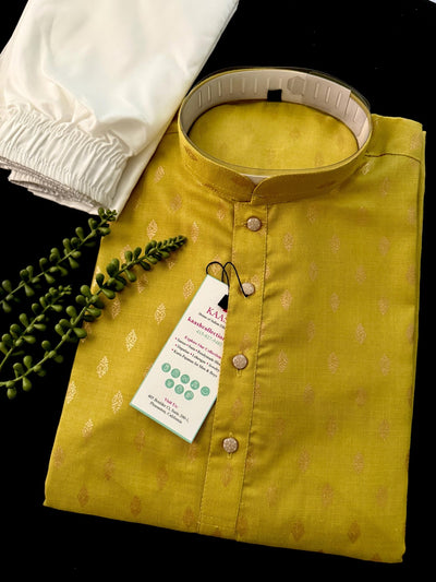 Mehandi Green men's kurta pajama in pure cotton (100%) with small self-design buttis on cotton — Kaash Collection