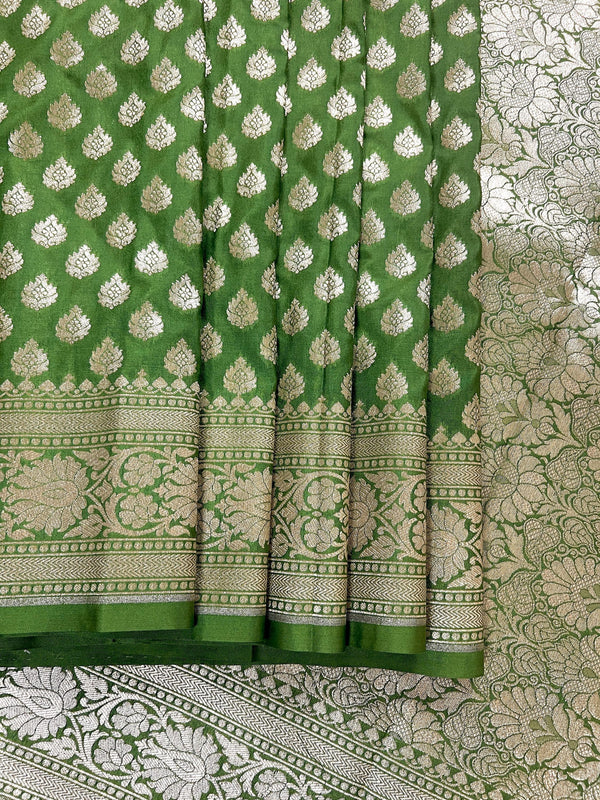Mehendi Green Traditional Banarasi Handloom Saree in Banarasi Silk with Small Buttis - Banarasi Silk Sarees - Kaash