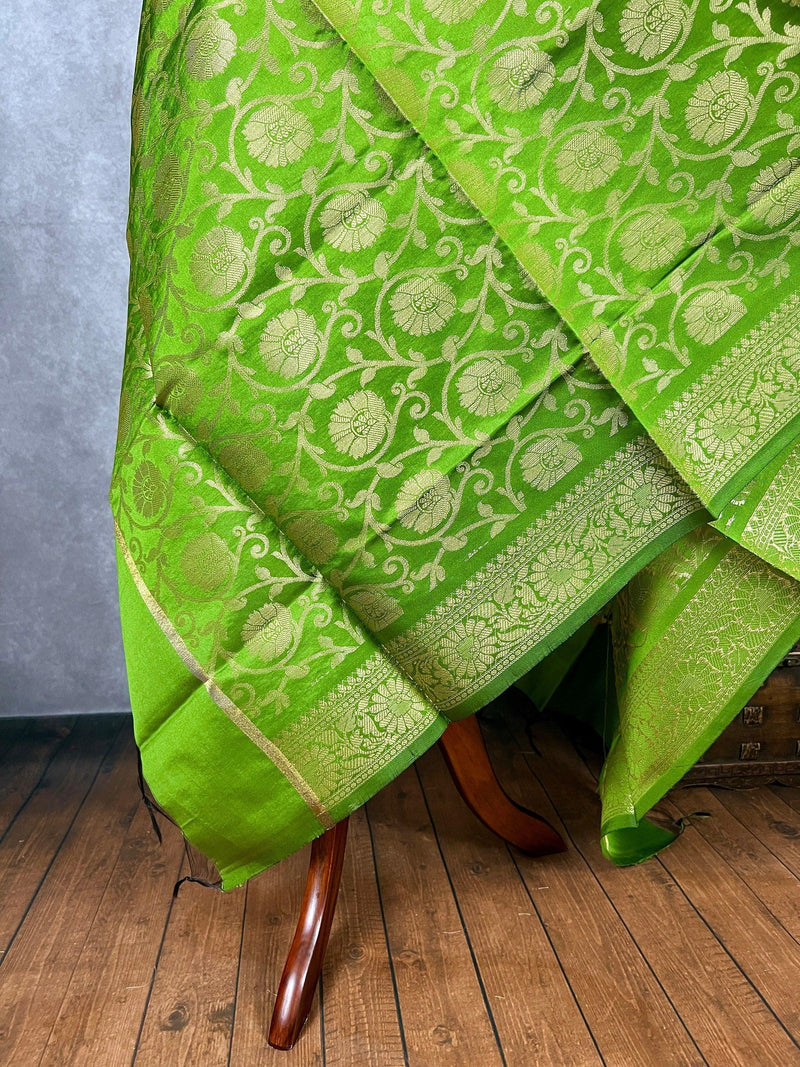 Mehndi Green Floral Jaal Muted Gold Zari Weaved Dupatta | Floral Silk Dupatta | Zari Work | Dupatta | Stole | Scarf | Dupattas for Gifts - Kaash