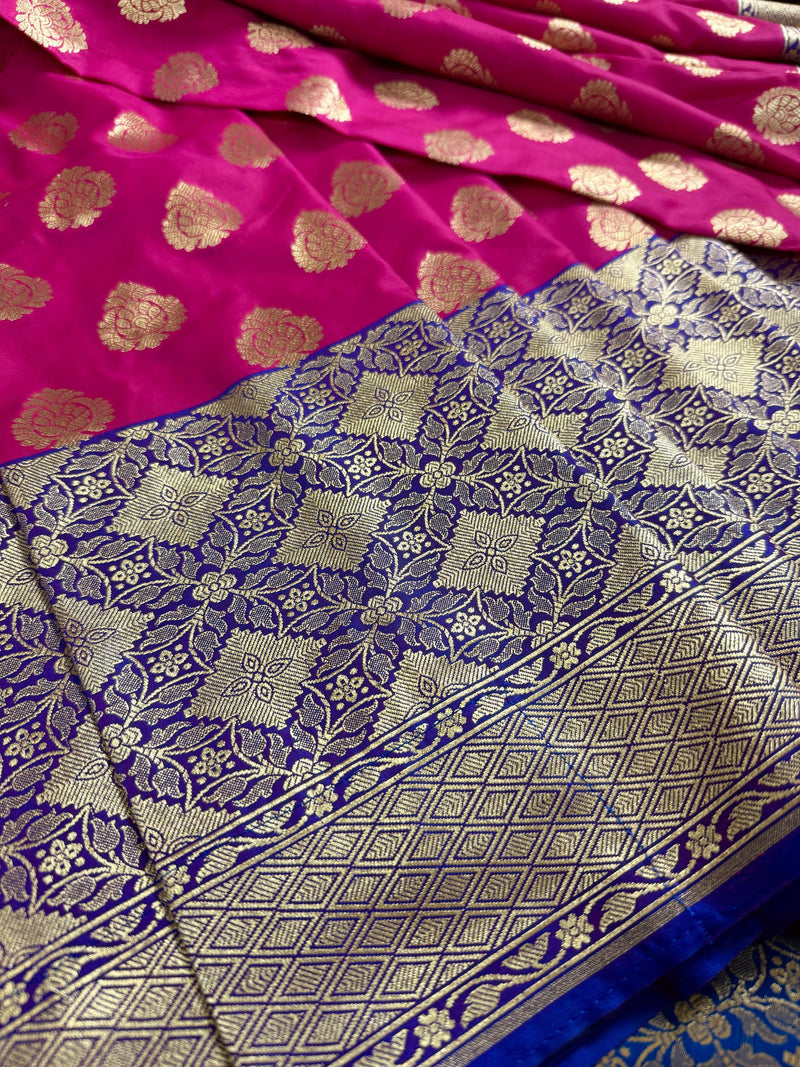 Muave Pink Color Saree with Blue Color Border and Pallu | Traditional Banarasi Handloom Silk Saree with Wide Border - Kaash