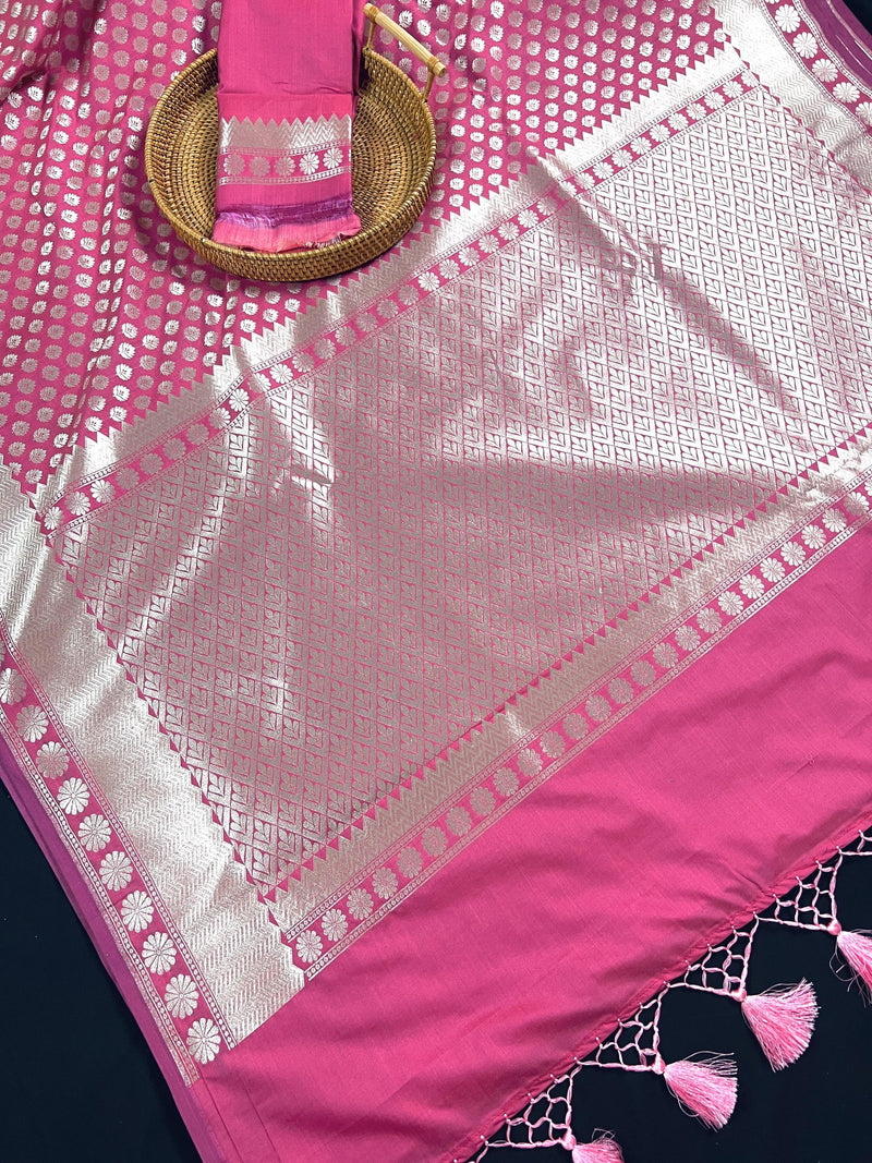 Onion Pink Traditional Banarasi Silk Handloom Saree in Sliver Zari Weave - Kaash
