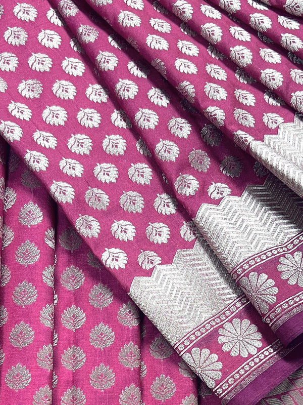 Onion Pink Traditional Banarasi Silk Handloom Saree in Sliver Zari Weave - Kaash